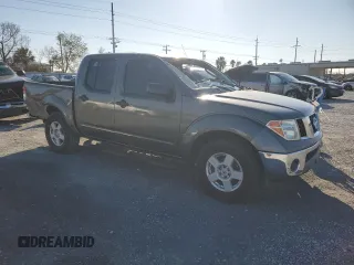 2006 Nissan Frontier SE z VIN 1N6AD07U96C414383, wystawiony jako Copart lot #42487195 z przebiegiem 116 557 mil mil oraz Szkoda całkowita • Salvage title. Historia ofert i sprzedaży dostępna na DreamBid. Obrazek 4.