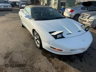 1997 Pontiac Firebird with VIN 2G2FS32K3V2232171, listed as a Copart auction lot 46740375 with 64,745 mi miles and Salvage Title. Bid and sale history available at carsss.com. Image 1.