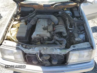 1994 Mercedes-Benz E 320 with VIN WDBEA32E7RC050885, listed as a Copart auction lot 56667795 with 175,701 mi miles and Clean Title. Bid and sale history available at DreamBid. Image 11.