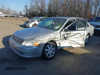 2003 Toyota Avalon XL with VIN 4T1BF28B13U307386, listed as a IAAI auction lot 41652379 with 149,730 mi miles and . Bid and sale history available at carsss.com. Image 2.