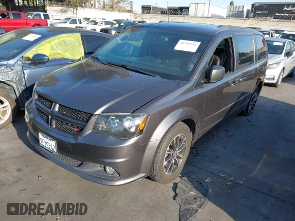 2017 Dodge Grand Caravan GT with VIN 2C4RDGEG9HR825482, listed as a IAAI auction lot 41719213 with 130,456 mi miles and . Bid and sale history available at DreamBid. Image 2.