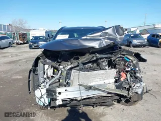 2019 Toyota RAV4 LE with VIN 2T3G1RFV0KW075072, listed as a IAAI auction lot 41729883 with 1 miles. Bid and sale history available at carsss.com. Image 6.