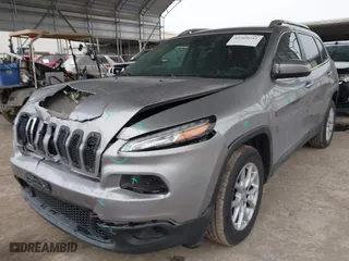 2017 Jeep Cherokee Latitude with VIN 1C4PJLCS2HW596098, listed as a IAAI auction lot 41409241 with 93,569 mi miles. Bid and sale history available at carsss.com. Image 18.