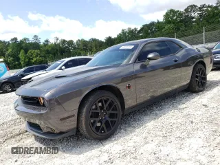 2018 Dodge Challenger R/T with VIN 2C3CDZBT2JH199938, listed as a Copart auction lot 60070755 with 60,805 mi miles and Salvage title. Bid and sale history available at DreamBid. Image 1.