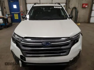 2025 Subaru Forester Limited with VIN JF2SLDNC5SH432633, listed as a Copart auction lot 48720765 with 3,779 mi miles and Salvage Title. Bid and sale history available at carsss.com. Image 5.