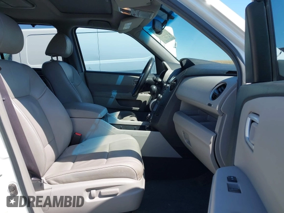 2013 Honda Pilot Touring with VIN 5FNYF4H92DB031589, listed as a IAAI auction lot 42159313 with 192,604 mi miles and . Bid and sale history available at carsss.com. Image 5.