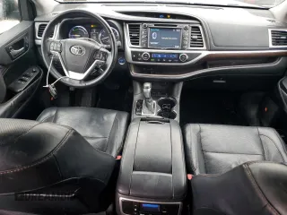 2014 Toyota Highlander Limited с VIN 5TDDCRFHXES005835, выставлен на аукционе Copart как лот 85275264 с пробегом 186 781 миль миль и Списание • Salvage title. История ставок и продаж доступна на DreamBid. Изображение 8.