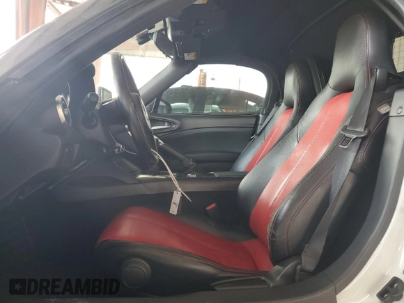 2017 FIAT 124 Spider Lusso with VIN JC1NFAEK6H0119071, listed as a Copart auction lot 52092965 with 79,803 mi miles and Salvage title. Bid and sale history available at DreamBid. Image 7.