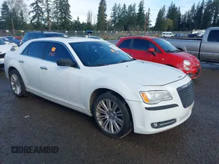 2011 Chrysler 300 with VIN 2C3CA6CT9BH581181, listed as a IAAI auction lot 41981733 with 156,460 mi miles. Bid and sale history available at carsss.com. Image 1.