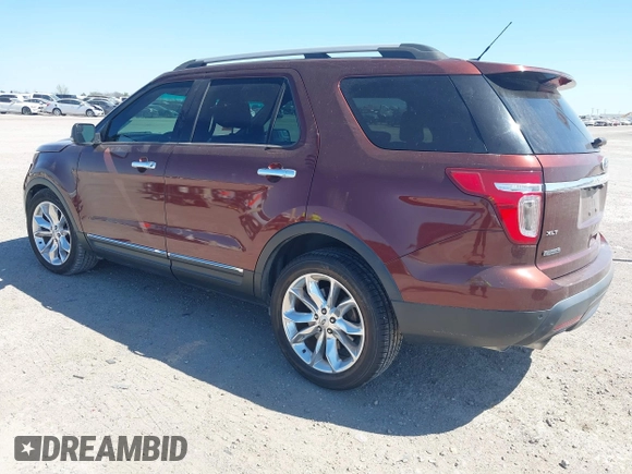 2015 Ford Explorer XLT with VIN 1FM5K7D88FGA76795, listed as a IAAI auction lot 41790439 with 143,273 mi miles and . Bid and sale history available at DreamBid. Image 3.