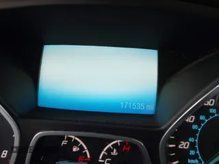 2013 Ford Escape SEL with VIN 1FMCU9H90DUD30837, listed as a IAAI auction lot 41922615 with 171,535 mi miles. Bid and sale history available at carsss.com. Image 16.