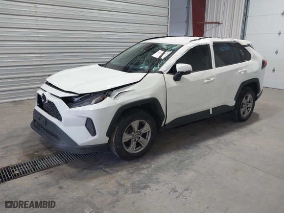 2022 Toyota RAV4 XLE with VIN 2T3P1RFV8NW286279, listed as a IAAI auction lot 41672654 with 56,984 mi miles. Bid and sale history available at carsss.com. Image 17.