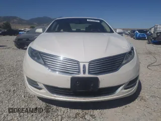 2013 Lincoln MKZ z VIN 3LN6L2J93DR800853, wystawiony jako Copart lot #65754965 z przebiegiem 87 322 mil mil oraz Szkoda całkowita • Salvage title. Historia ofert i sprzedaży dostępna na DreamBid. Obrazek 5.