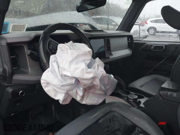 2024 Ford Bronco Big Bend с VIN 1FMDE7AH6RLA64647, выставлен на аукционе IAAI как лот 41084239 с пробегом 3 581 миль миль и . История ставок и продаж доступна на DreamBid. Изображение 5.