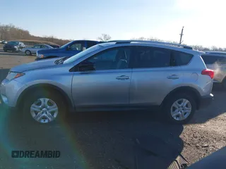 2015 Toyota RAV4 LE с VIN 2T3BFREV2FW275115, выставлен на аукционе IAAI как лот 41143981 с пробегом 98 257 миль миль и . История ставок и продаж доступна на DreamBid. Изображение 14.