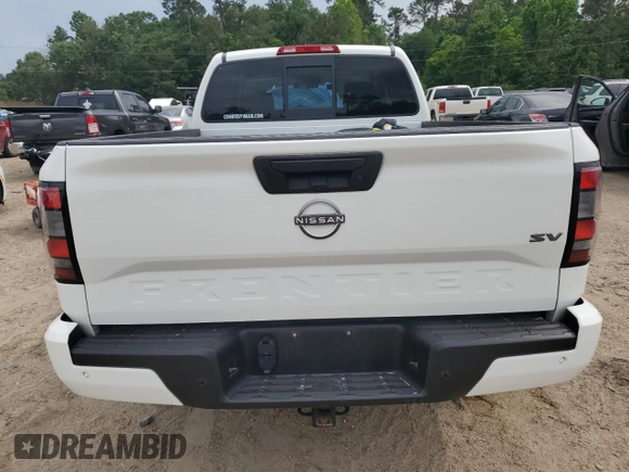 2022 Nissan Frontier SV z VIN 1N6ED1CL1NN696364, wystawiony jako Copart lot #54834815 z przebiegiem 45 901 mil mil oraz Szkoda całkowita • Salvage title. Historia ofert i sprzedaży dostępna na DreamBid. Obrazek 6.