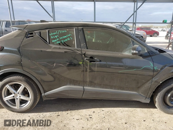 2019 Toyota C-HR XLE with VIN JTNKHMBX4K1032039, listed as a IAAI auction lot 41365721 with 96,194 mi miles. Bid and sale history available at carsss.com. Image 14.