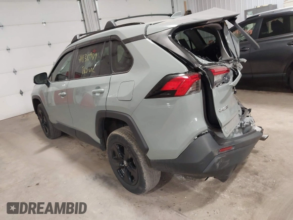 2020 Toyota RAV4 XLE with VIN 2T3P1RFV8LC099090, listed as a IAAI auction lot 41830989 with 99,024 mi miles. Bid and sale history available at carsss.com. Image 3.