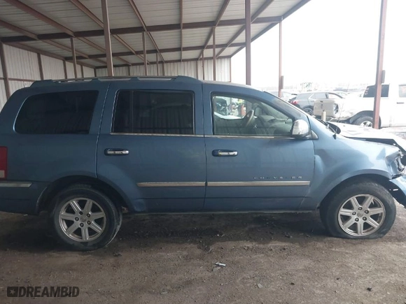 2008 Chrysler Aspen Limited with VIN 1A8HX58N88F126863, listed as a IAAI auction lot 41692851 with 301,832 mi miles. Bid and sale history available at carsss.com. Image 14.