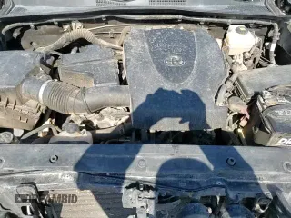 2022 Toyota Tacoma SR z VIN 3TMCZ5AN9NM497774, wystawiony jako Copart lot #67623515 z przebiegiem 81 112 mil mil oraz Szkoda całkowita • Salvage title. Historia ofert i sprzedaży dostępna na DreamBid. Obrazek 13.