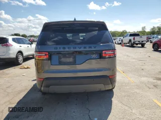 2019 Land Rover Discovery HSE with VIN SALRR2RVXK2406889, listed as a Copart auction lot 70643184 with Not Provided miles and Salvage Title. Bid and sale history available at carsss.com. Image 6.