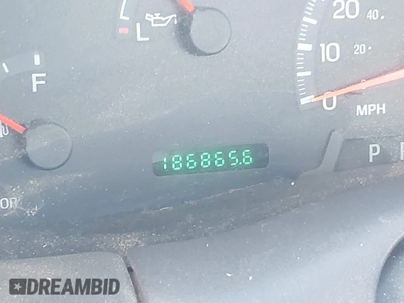 2000 Ford F-150 with VIN 1FTZF1724YKB07961, listed as a IAAI auction lot 42549926 with 186,865 mi miles and . Bid and sale history available at DreamBid. Image 15.