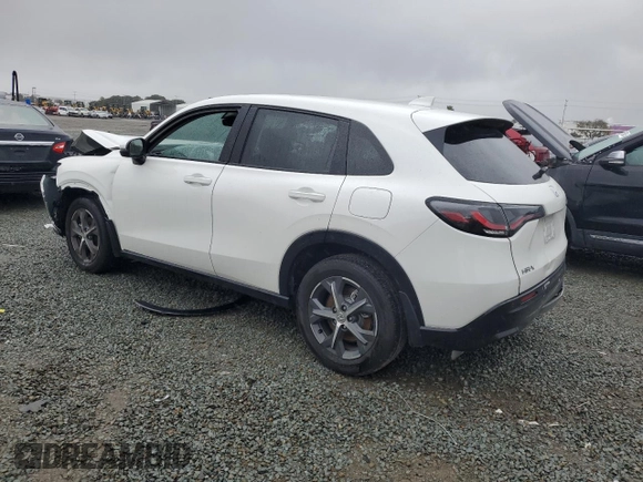 2025 Honda HR-V EX-L with VIN 3CZRZ1H71SM708756, listed as a Copart auction lot 48896755 with 5,231 mi miles and Salvage Title. Bid and sale history available at carsss.com. Image 2.