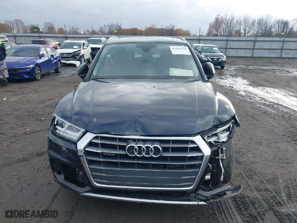 2018 Audi Q5 Premium Plus with VIN WA1BNAFYXJ2092411, listed as a IAAI auction lot 41051336 with 54,595 mi miles. Bid and sale history available at carsss.com. Image 6.