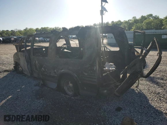 1996 Chevrolet Chevy Van z VIN 1GBFG15R0T1011277, wystawiony jako Copart lot #51970455 z przebiegiem Nie podano mil oraz Nie do naprawy • Non repairable. Historia ofert i sprzedaży dostępna na DreamBid. Obrazek 2.