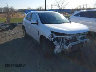 2020 Mitsubishi Outlander ES z VIN JA4AR3AU3LU013720, wystawiony jako IAAI lot #41571302 z przebiegiem 68 258 mil mil oraz . Historia ofert i sprzedaży dostępna na DreamBid. Obrazek 1.