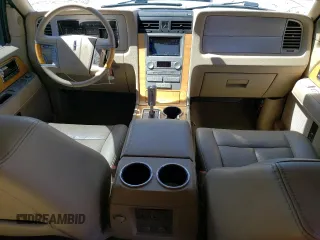 2008 Lincoln Navigator z VIN 5LMFU28558LJ18851, wystawiony jako Copart lot #54992975 z przebiegiem 72 871 mil mil oraz Szkody całkowita. Historia ofert i sprzedaży dostępna na DreamBid. Obrazek 8.