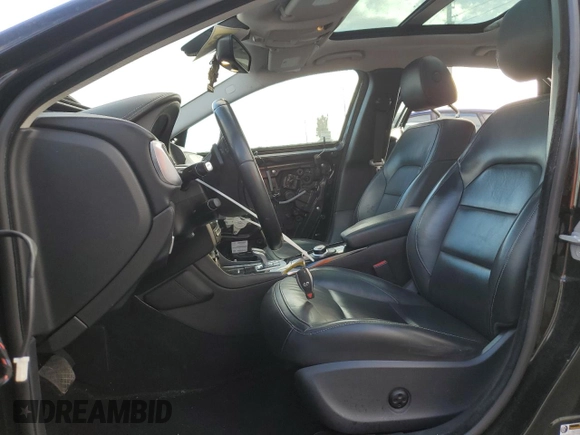 2018 Infiniti QX30 Premium with VIN SJKCH5CP9JA057155, listed as a Copart auction lot 84965074 with 91,679 mi miles and Salvage title. Bid and sale history available at DreamBid. Image 7.