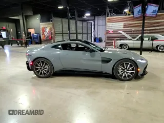 2020 Aston Martin Vantage z VIN SCFSMGAW6LGN03859, wystawiony jako Copart lot #52294204 z przebiegiem 47 486 mil mil oraz Szkoda całkowita • Salvage title. Historia ofert i sprzedaży dostępna na DreamBid. Obrazek 11.