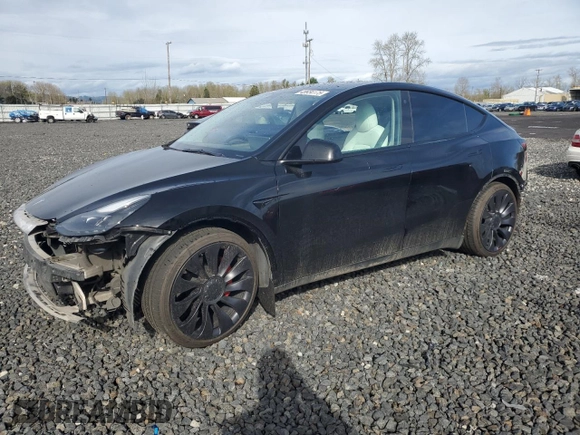 2022 Tesla Model Y Performance z VIN 7SAYGDEFXNF326967, wystawiony jako Copart lot #48934175 z przebiegiem 53 167 mil mil oraz Szkoda całkowita • Salvage title. Historia ofert i sprzedaży dostępna na DreamBid. Obrazek 1.