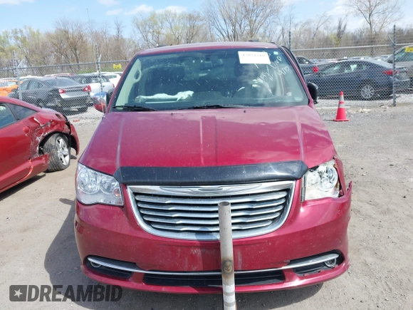 2012 Chrysler Town & Country Touring-L with VIN 2C4RC1CG2CR118526, listed as a IAAI auction lot 42034318 with 337,747 mi miles. Bid and sale history available at carsss.com. Image 13.