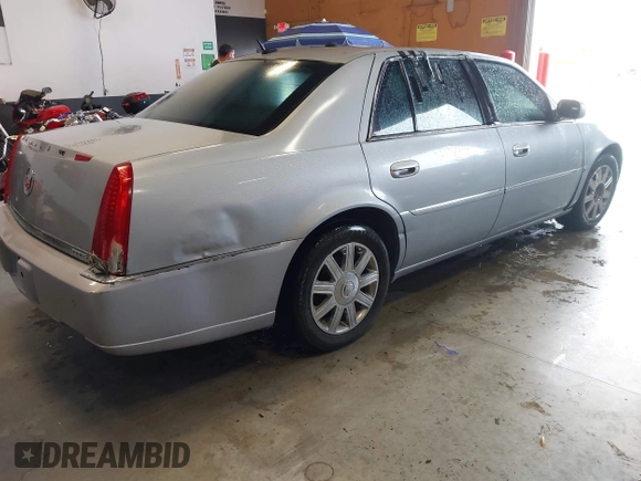 2006 Cadillac DTS w/1SC with VIN 1G6KD57Y46U115629, listed as a IAAI auction lot 41971754 with 149,583 mi miles. Bid and sale history available at carsss.com. Image 4.