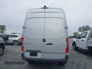 2023 Mercedes-Benz Sprinter Cargo Cargo with VIN W1Y40BHYXPT139483, listed as a IAAI auction lot 41513103 with 62,433 mi miles and . Bid and sale history available at DreamBid. Image 17.