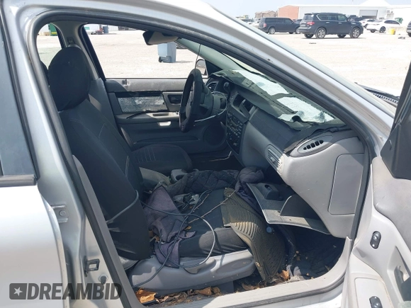 2005 Ford Taurus SE with VIN 1FAFP53U85A102770, listed as a IAAI auction lot 41963794 with 174,380 mi miles. Bid and sale history available at carsss.com. Image 5.