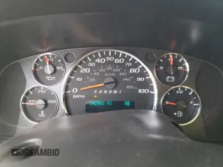2014 Chevrolet Express Passenger LT with VIN 1GAZG1FG2E1202457, listed as a Copart auction lot 82704884 with 142,982 mi miles and Salvage title. Bid and sale history available at DreamBid. Image 9.