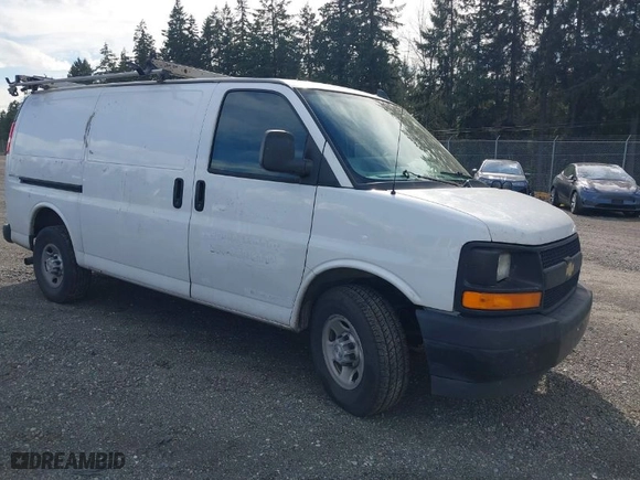 2017 Chevrolet Express Cargo Van with VIN 1GCWGAFF0H1109989, listed as a IAAI auction lot 41868532 with 264,822 mi miles. Bid and sale history available at carsss.com. Image 1.