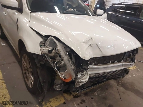 2016 Volvo XC60 T5 Drive-E with VIN YV440MDJ0G2920301, listed as a IAAI auction lot 40956289 with 137,565 mi miles. Bid and sale history available at carsss.com. Image 6.