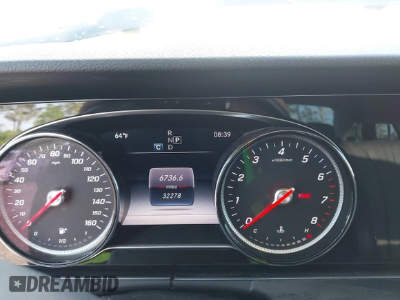 2018 Mercedes-Benz E-Class E 300 with VIN WDDZF4JB5JA474184, listed as a IAAI auction lot 41964703 with 32,278 mi miles. Bid and sale history available at carsss.com. Image 7.