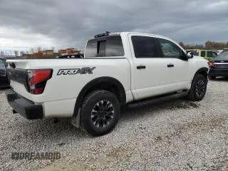 2023 Nissan Titan SV z VIN 1N6AA1ED7PN116504, wystawiony jako Copart lot #77986734 z przebiegiem 31 392 mil mil oraz Szkoda całkowita • Salvage title. Historia ofert i sprzedaży dostępna na DreamBid. Obrazek 3.