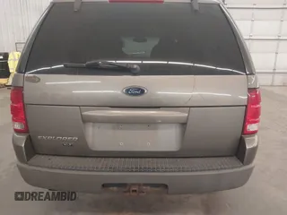 2002 Ford Explorer XLT z VIN 1FMZU73K92ZC68685, wystawiony jako IAAI lot #42710648 z przebiegiem 223 924 mil mil oraz . Historia ofert i sprzedaży dostępna na DreamBid. Obrazek 6.