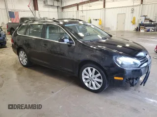 2013 Volkswagen Jetta SportWagen S with VIN 3VWPP7AJ2DM640379, listed as a Copart auction lot 52508435 with 161,789 mi miles and Non Repairable. Bid and sale history available at carsss.com. Image 4.