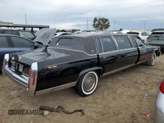 1986 Cadillac Fleetwood z VIN 1G6DW69YXG9739705, wystawiony jako Copart lot #74947294 z przebiegiem 53 213 mil mil oraz Nie do naprawy. Historia ofert i sprzedaży dostępna na DreamBid. Obrazek 3.