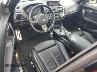 2017 BMW M2 z VIN WBS1H9C30HV887887, wystawiony jako Copart lot #63991044 z przebiegiem 47 495 mil mil oraz Szkoda całkowita • Salvage title. Historia ofert i sprzedaży dostępna na DreamBid. Obrazek 8.