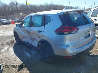 2019 Nissan Rogue SV with VIN KNMAT2MV9KP528451, listed as a IAAI auction lot 41680976 with 117,235 mi miles. Bid and sale history available at carsss.com. Image 3.