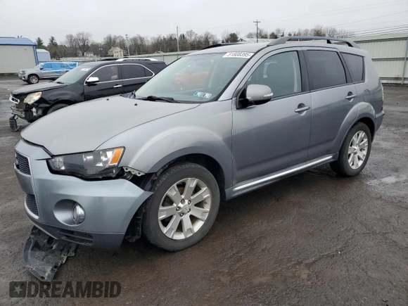 2013 Mitsubishi Outlander SE z VIN JA4JT3AW4DU000656, wystawiony jako Copart lot #51808395 z przebiegiem 158 479 mil mil oraz Szkoda całkowita • Salvage title. Historia ofert i sprzedaży dostępna na DreamBid. Obrazek 1.