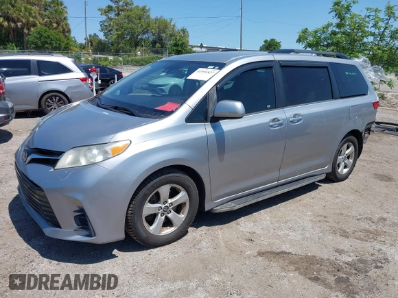 2018 Toyota Sienna LE Auto Access Seat with VIN 5TDKZ3DC0JS940186, listed as a IAAI auction lot 41991827 with 80,071 mi miles and . Bid and sale history available at DreamBid. Image 18.